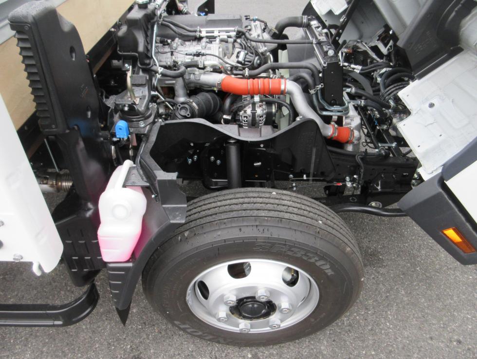 三菱 平ボデー・Wキャブ・シャーシ 小型  2PGーFEB90 46枚目