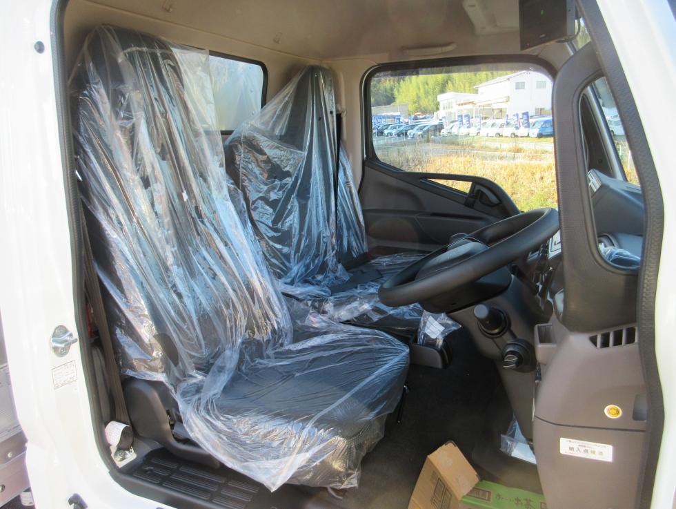 三菱 バン 小型  2RGーFEAV0 7枚目