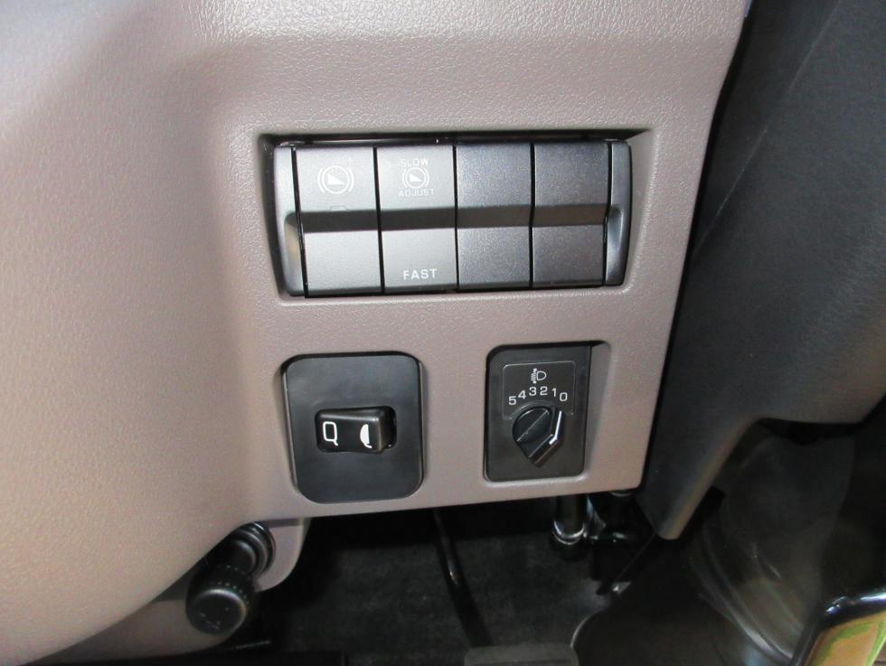 三菱 バン 小型  2RGーFEAV0 14枚目