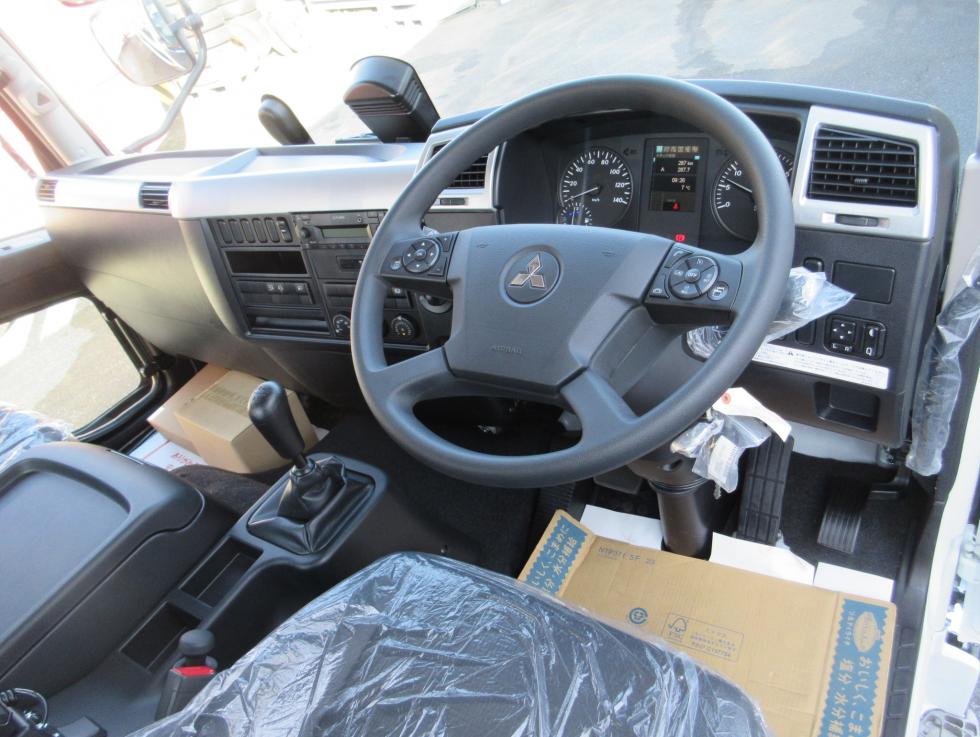 三菱 平ボデー・Wキャブ・シャーシ 中型  2KGーFK65F 9枚目