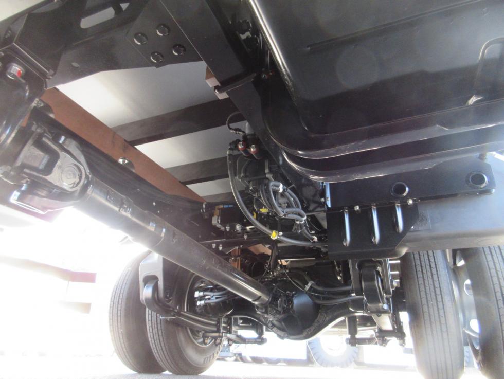 三菱 平ボデー・Wキャブ・シャーシ 中型  2KGーFK65F 42枚目