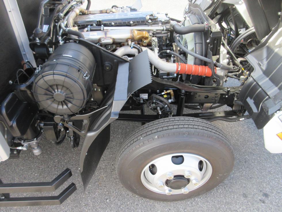 三菱 平ボデー・Wキャブ・シャーシ 中型  2KGーFK65F 48枚目