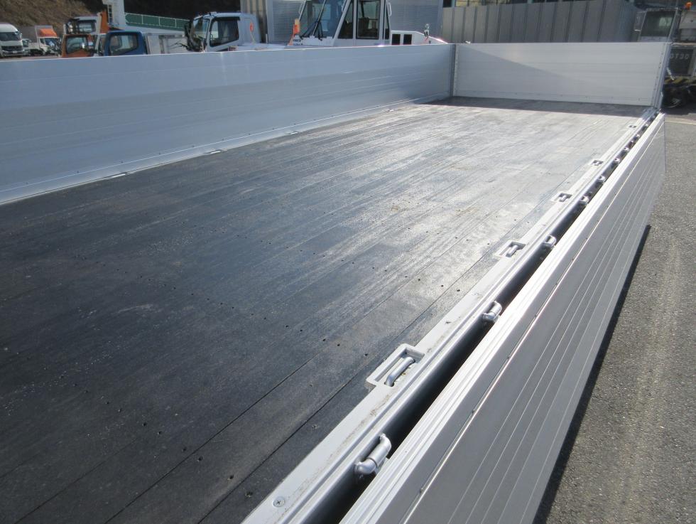 三菱 平ボデー・Wキャブ・シャーシ 中型  2KGーFK65F 27枚目