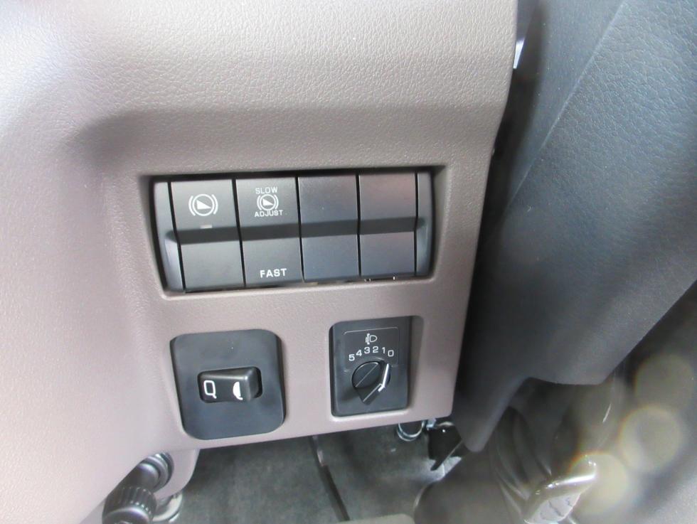 三菱 平ボデー・Wキャブ・シャーシ 小型  2RGーFBAV0 15枚目