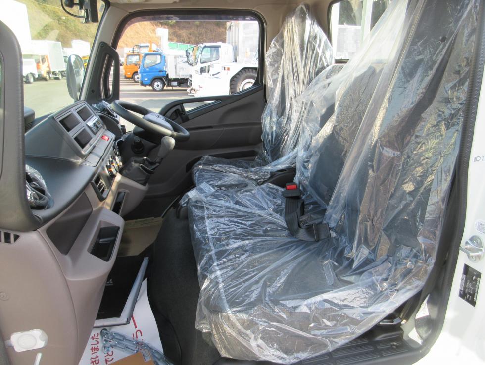 三菱 平ボデー・Wキャブ・シャーシ 小型  2RGーFBAV0 20枚目