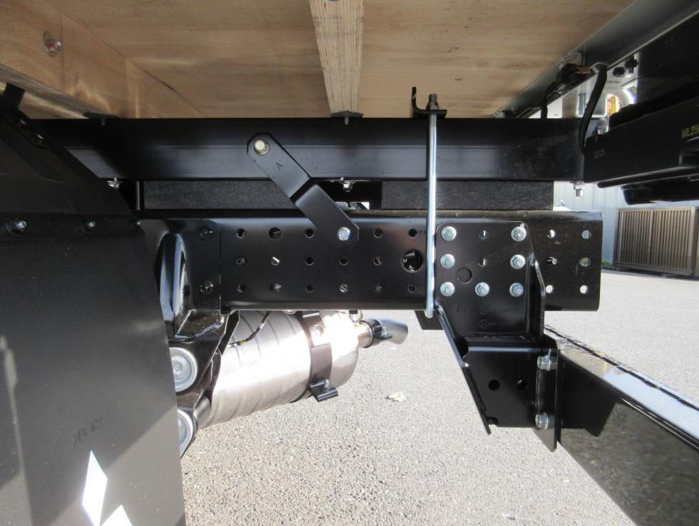 三菱 平ボデー・Wキャブ・シャーシ 小型  2RGーFBAV0 38枚目