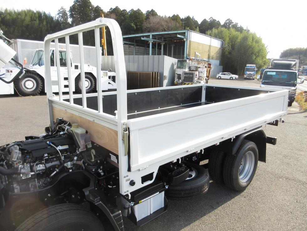 三菱 平ボデー・Wキャブ・シャーシ 小型  2RGーFBAV0 43枚目