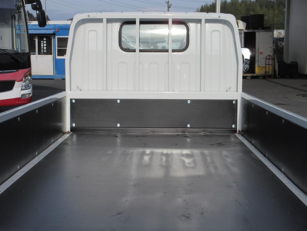 三菱 平ボデー・Wキャブ・シャーシ 小型  2RGーFBAV0 24枚目