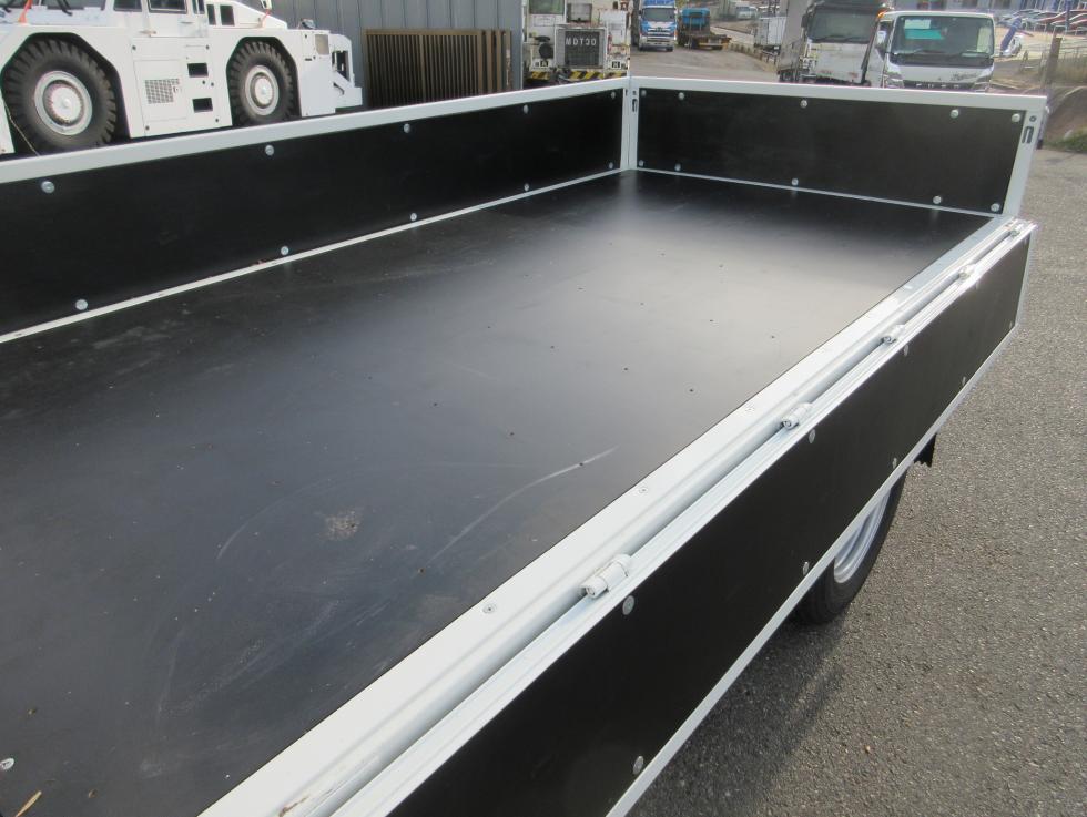 三菱 平ボデー・Wキャブ・シャーシ 小型  2RGーFBAV0 27枚目