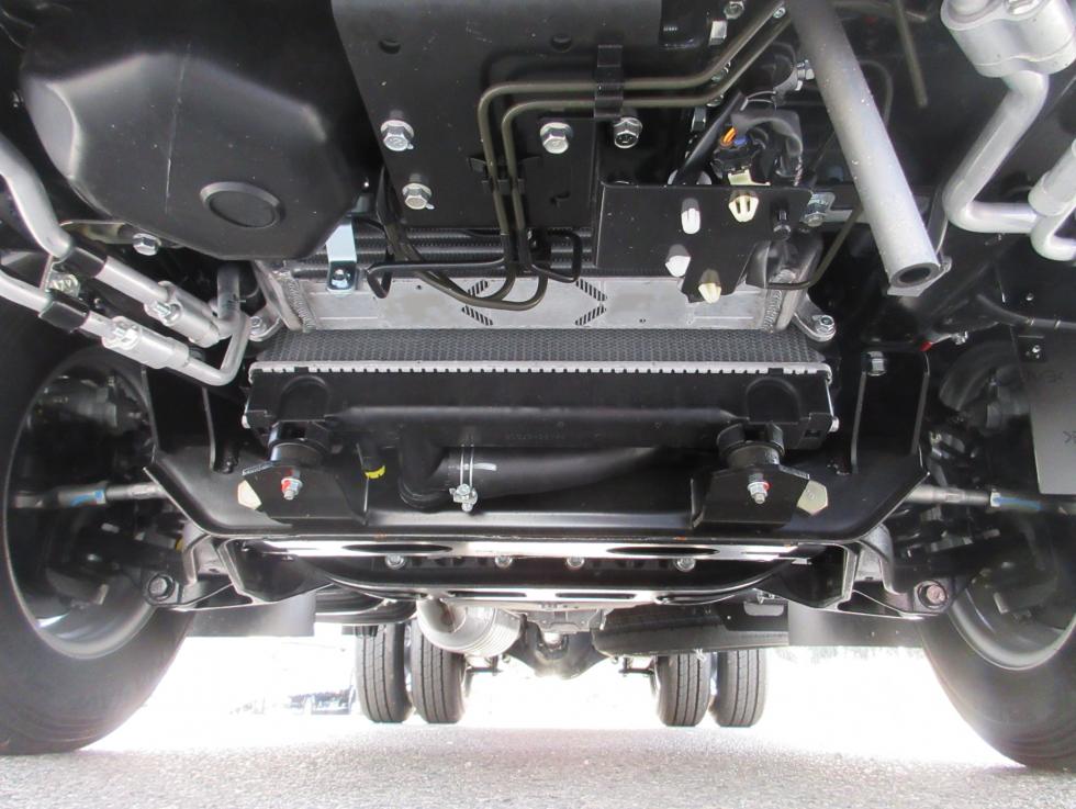 三菱 平ボデー・Wキャブ・シャーシ 小型  2RGーFBAV0 35枚目