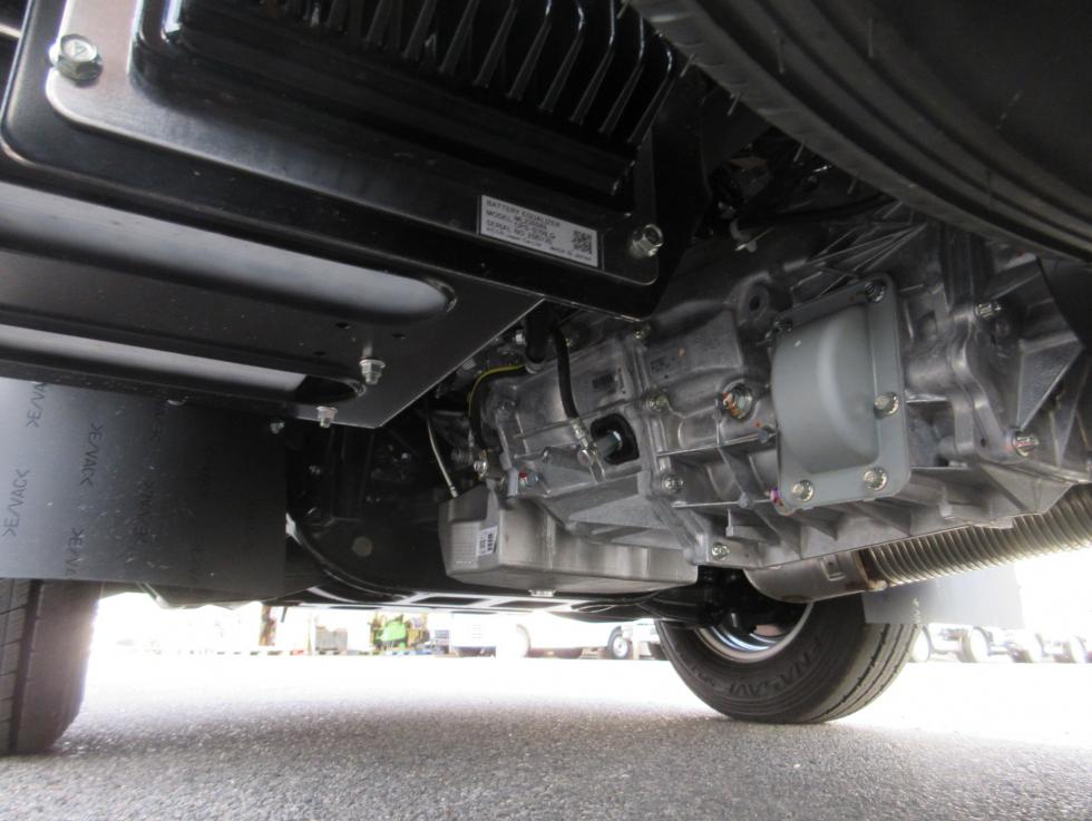 三菱 平ボデー・Wキャブ・シャーシ 小型  2RGーFBAV0 40枚目