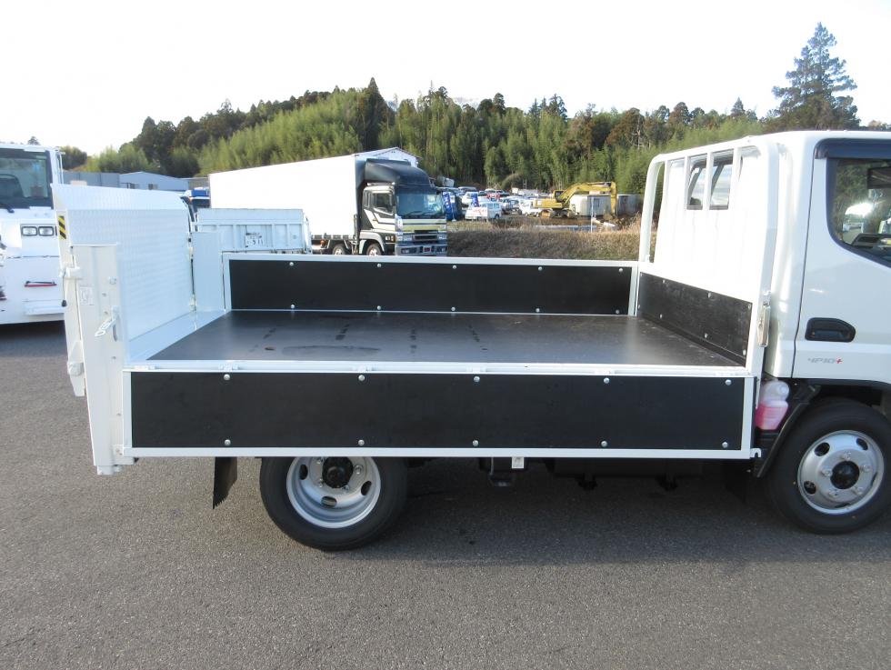 三菱 平ボデー・Wキャブ・シャーシ 小型  2RGーFBAV0 31枚目