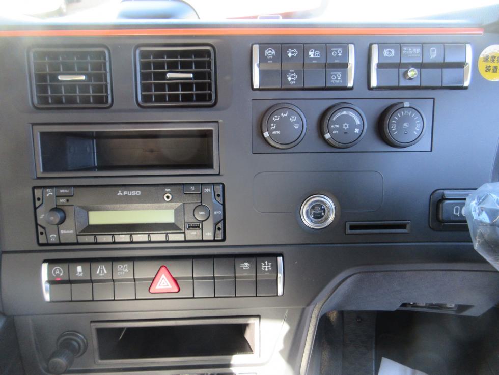 三菱 クレーン付 大型  2PGーFU84VZ 13枚目