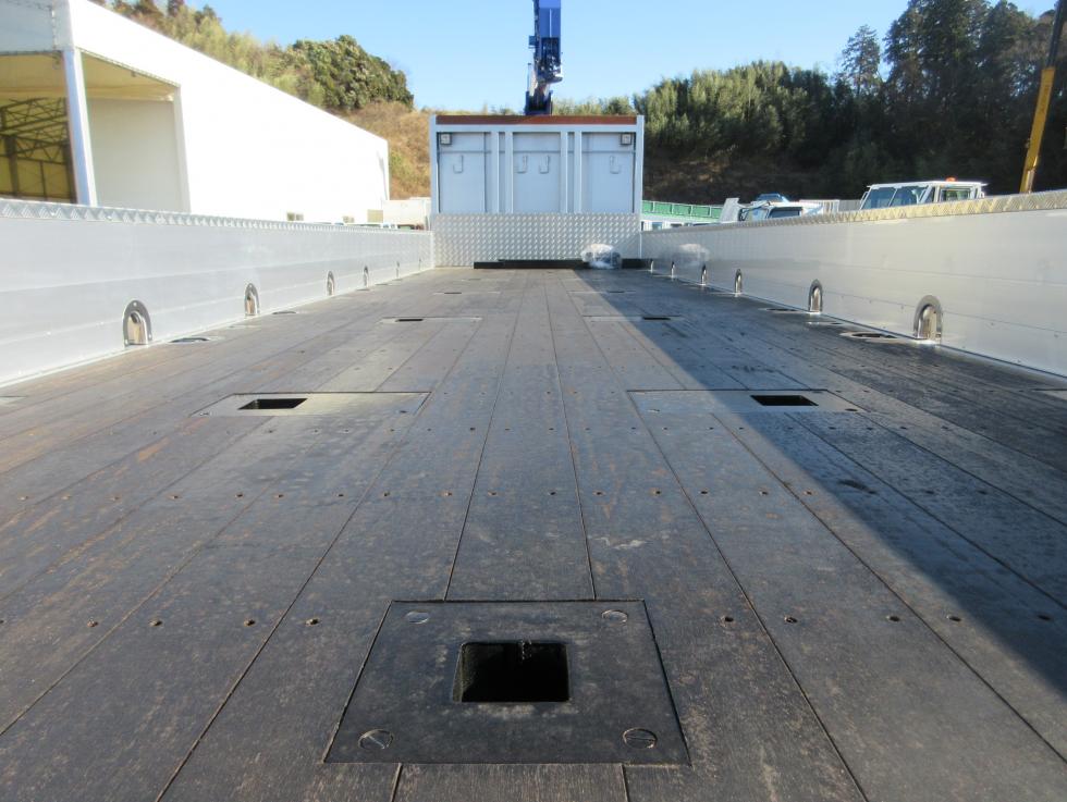 三菱 クレーン付 大型  2PGーFU84VZ 18枚目