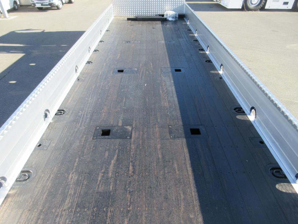 三菱 クレーン付 大型  2PGーFU84VZ 19枚目