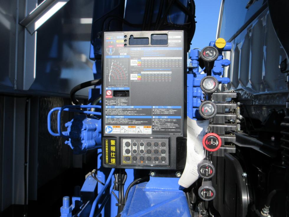 三菱 クレーン付 大型  2PGーFU84VZ 26枚目